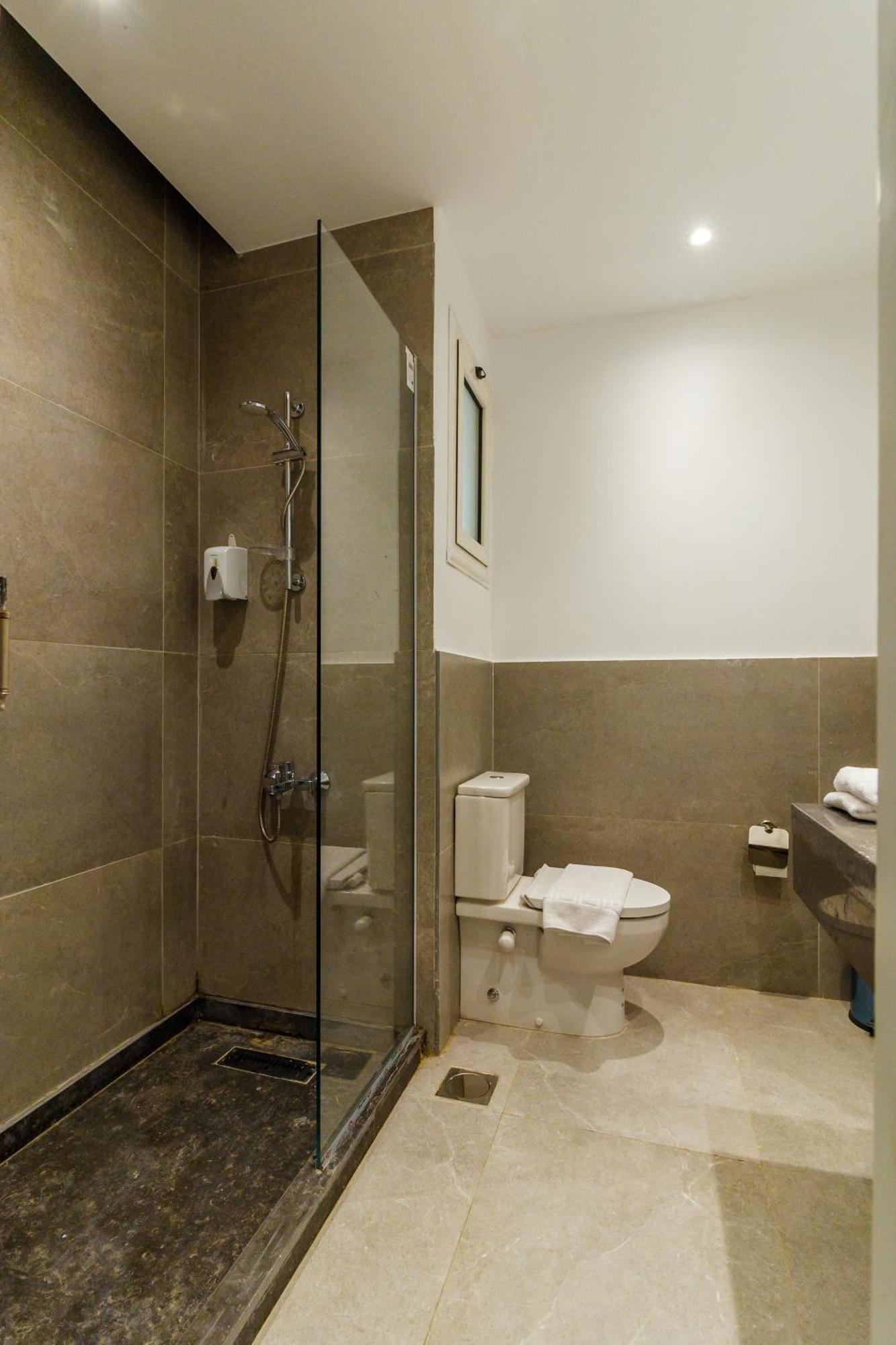 One Bedroom With Pool View C301 -al Saraya Sahl Hasheesh By Peaks Apartment Hurghada