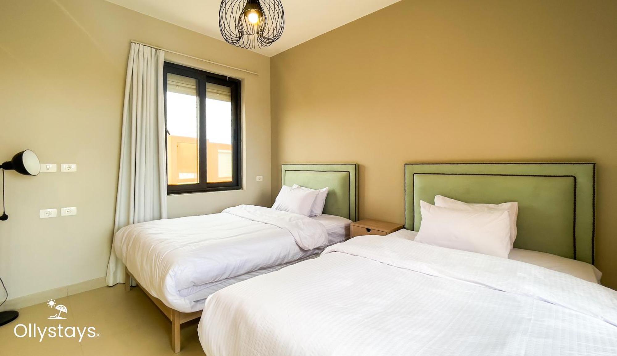 Ollystays Tawila 3br Townhouse Shared Pool *