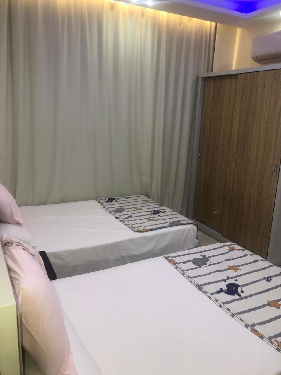 2 Bedroom