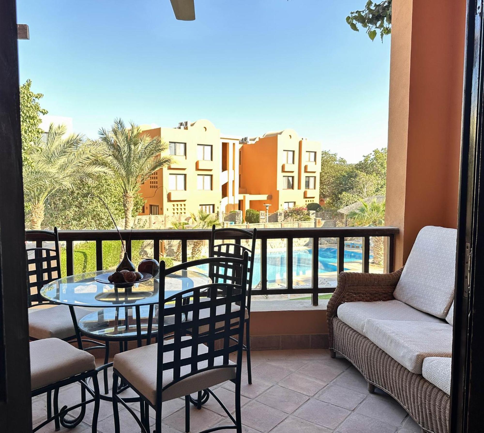 South Marina 2 Bedroom Wz Pool