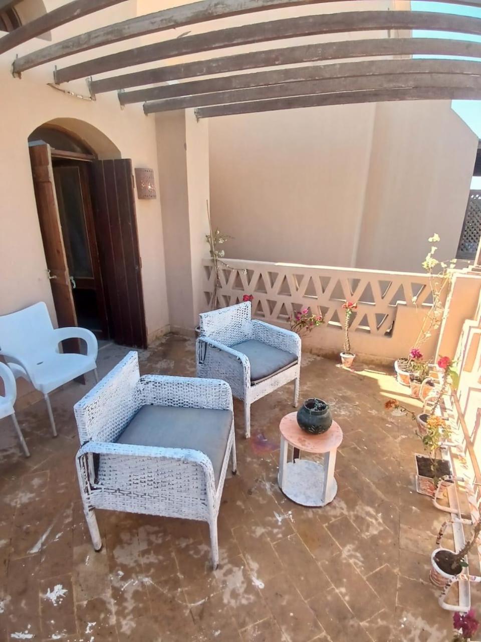 Rihana 2 Bedrooms *