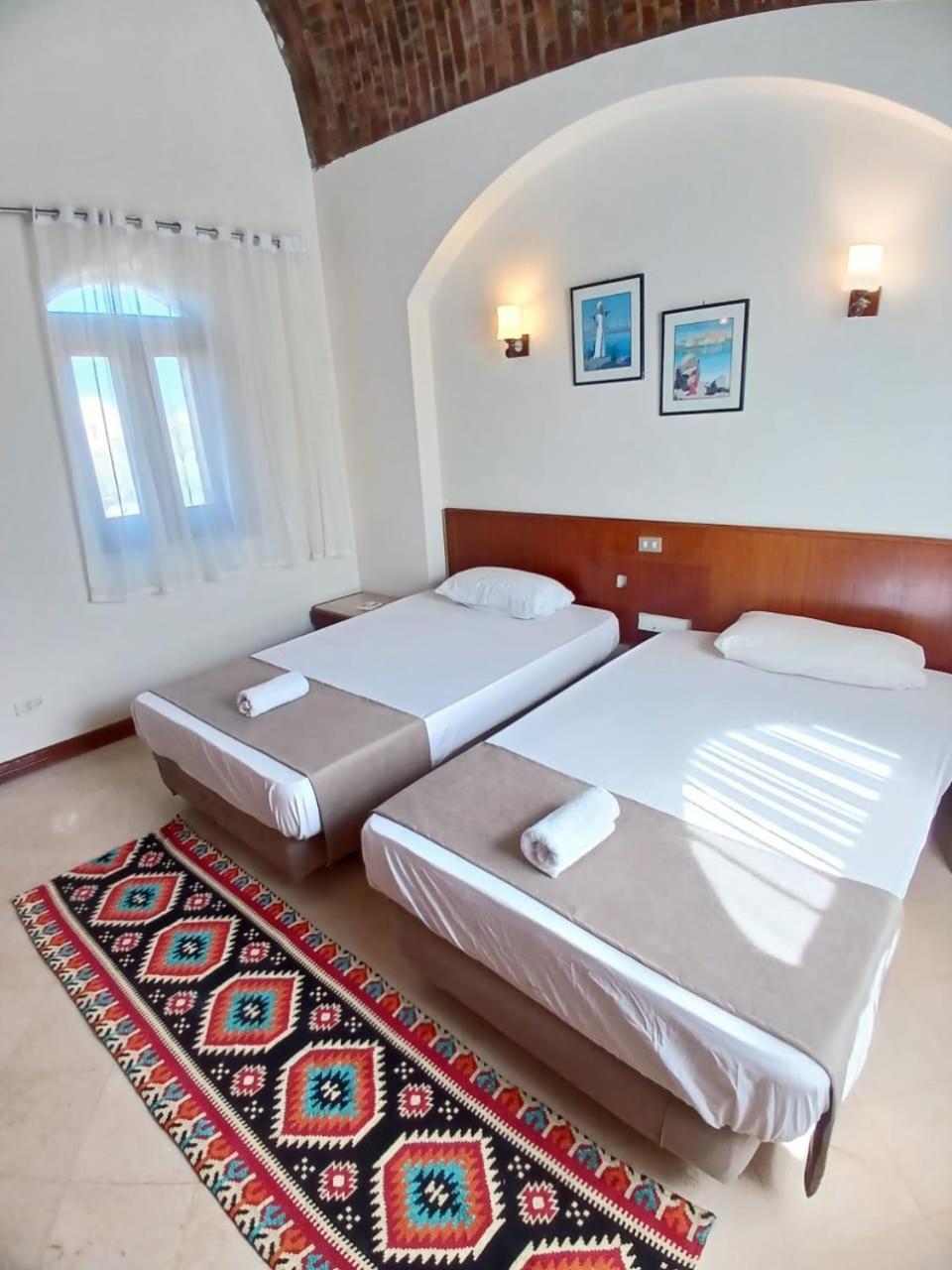Rihana 2 Bedrooms Apartment *