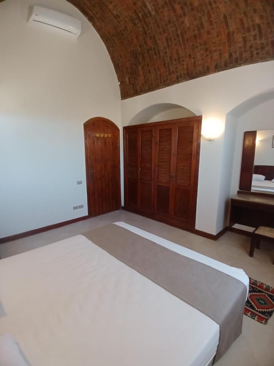 Rihana 2 Bedrooms *