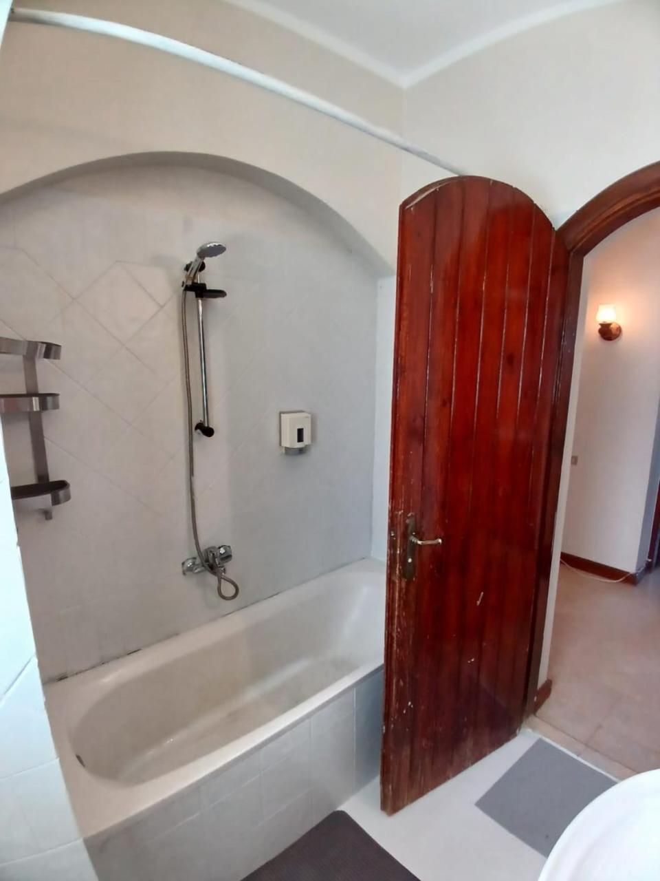 Rihana 2 Bedrooms *