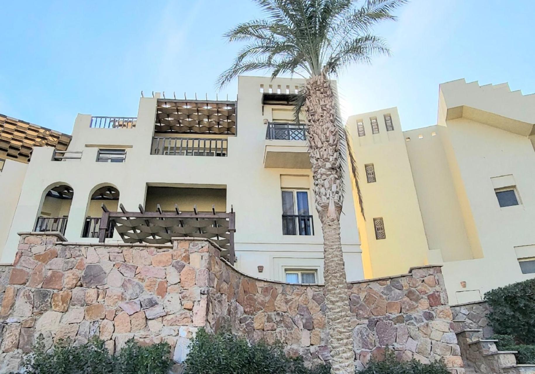 Azzurra Sea View One Bedroom Apartment *