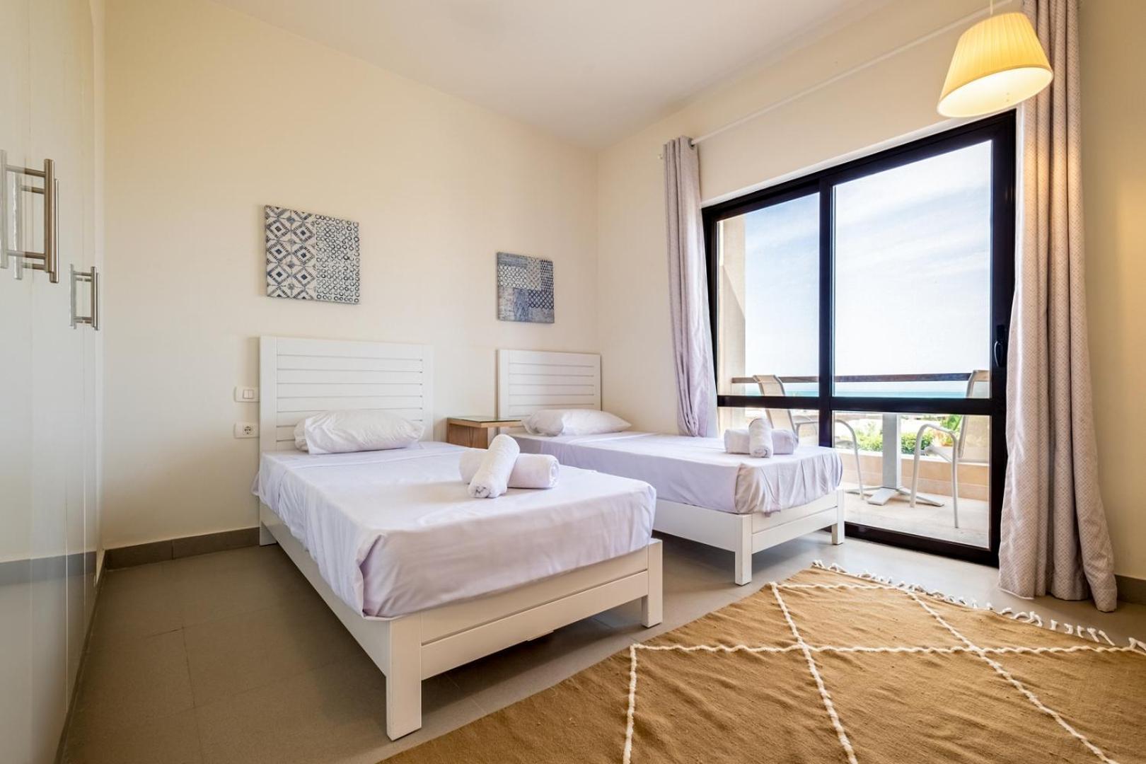 Prime Location Sea View Ferienhaus