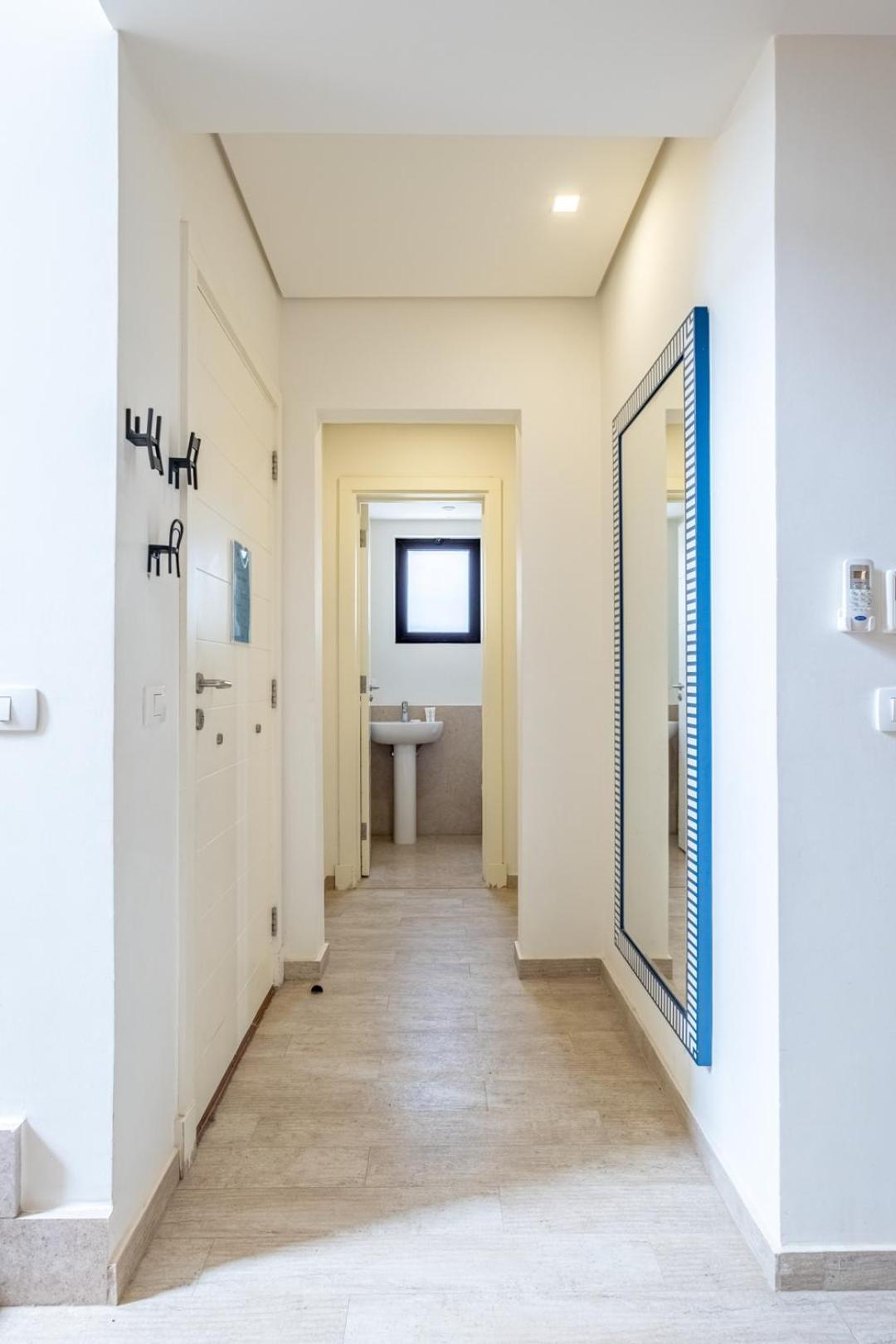Prime Location Sea View