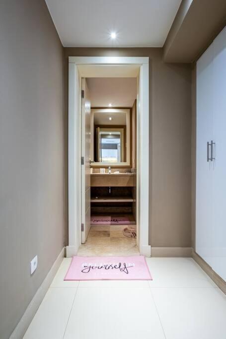 Ocean View: Spacious 2-bed Apartment Hurghada