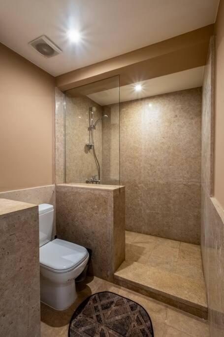 Ocean View: Spacious 2-bed