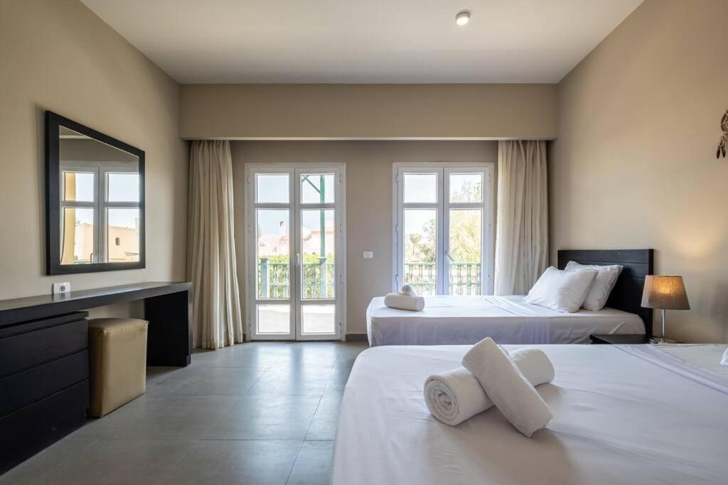 Ocean View: Spacious 2-bed *