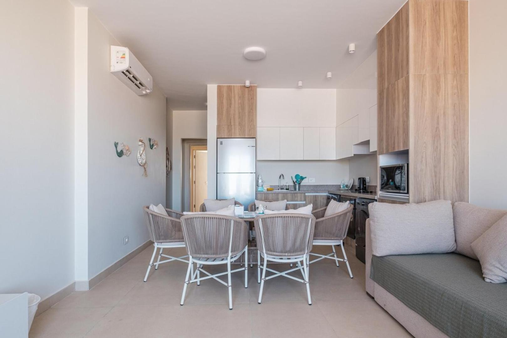 Shedwan Freshly Minted 2 Bdr Apartment *