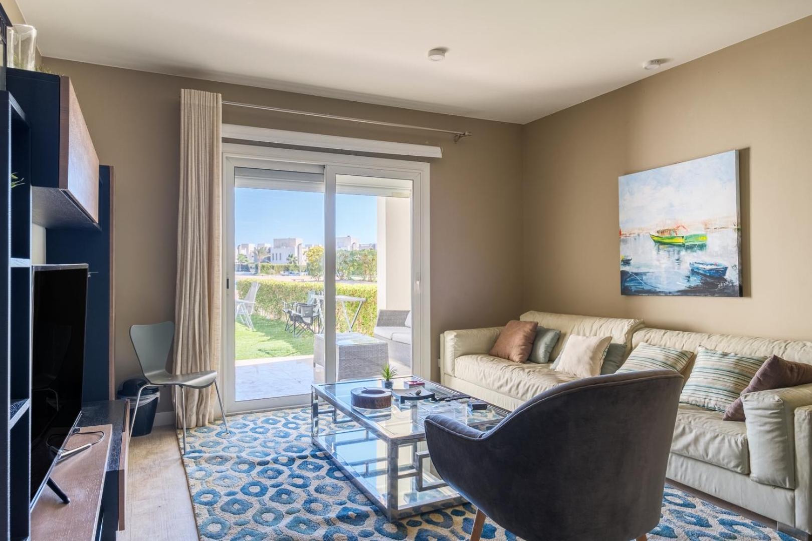 Apartment Premium Location 2 Bdr Ground Floor Joubal *