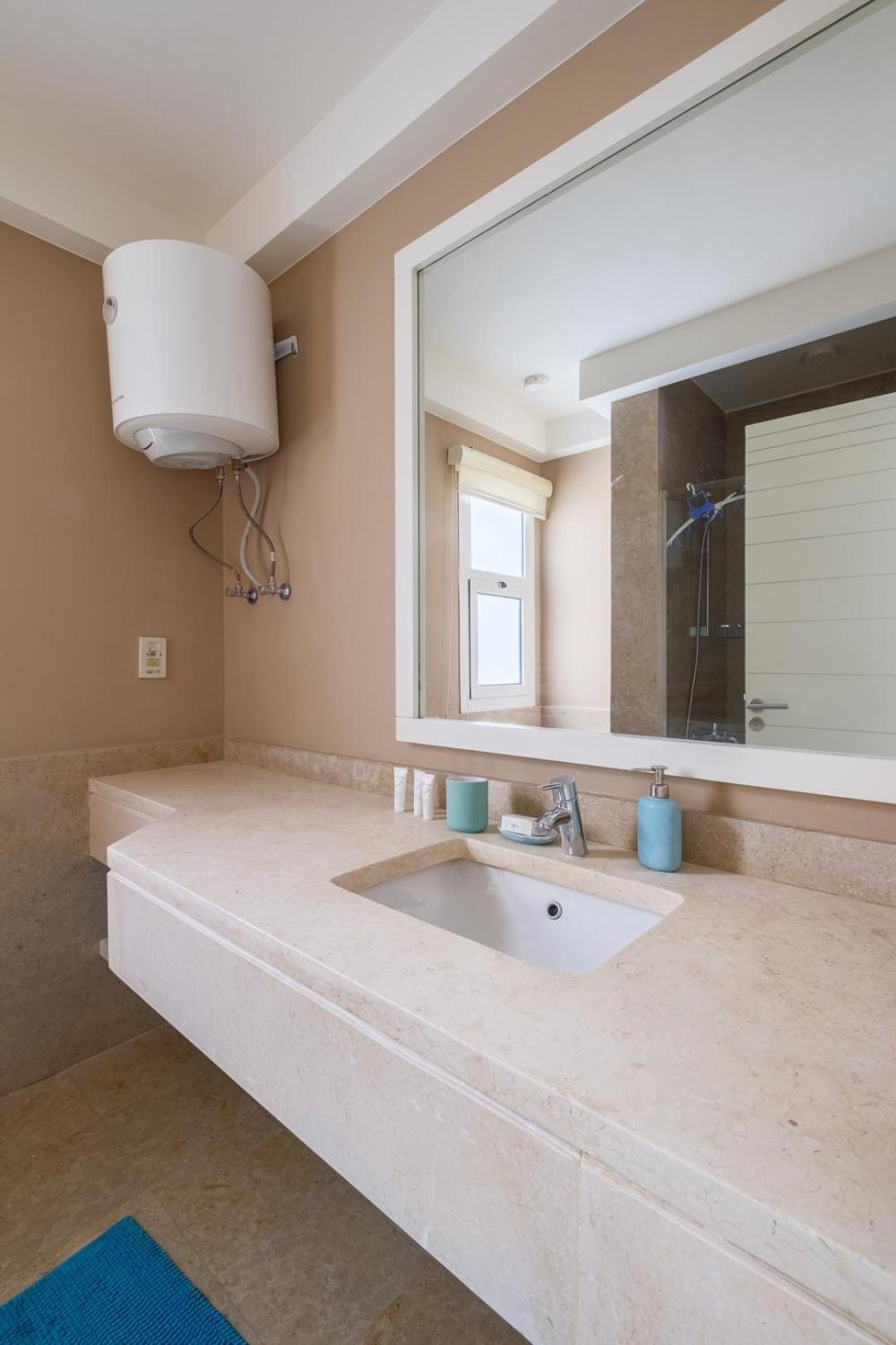Apartment Premium Location 2 Bdr Ground Floor Joubal