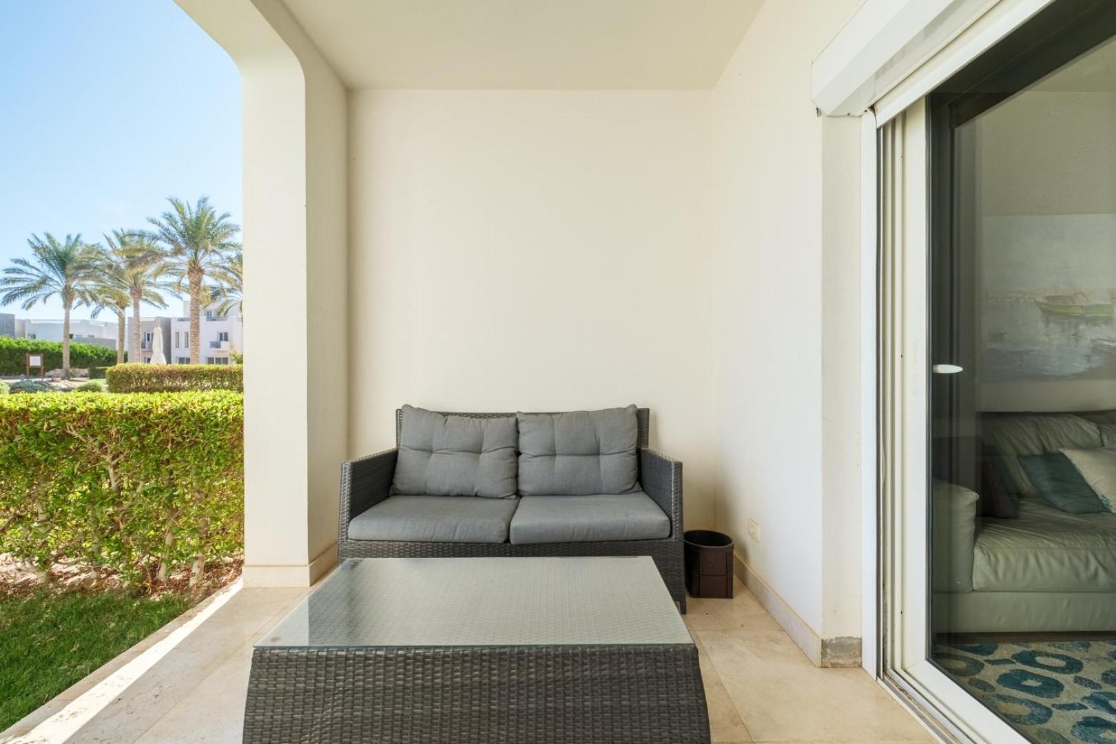 Apartment Premium Location 2 Bdr Ground Floor Joubal *