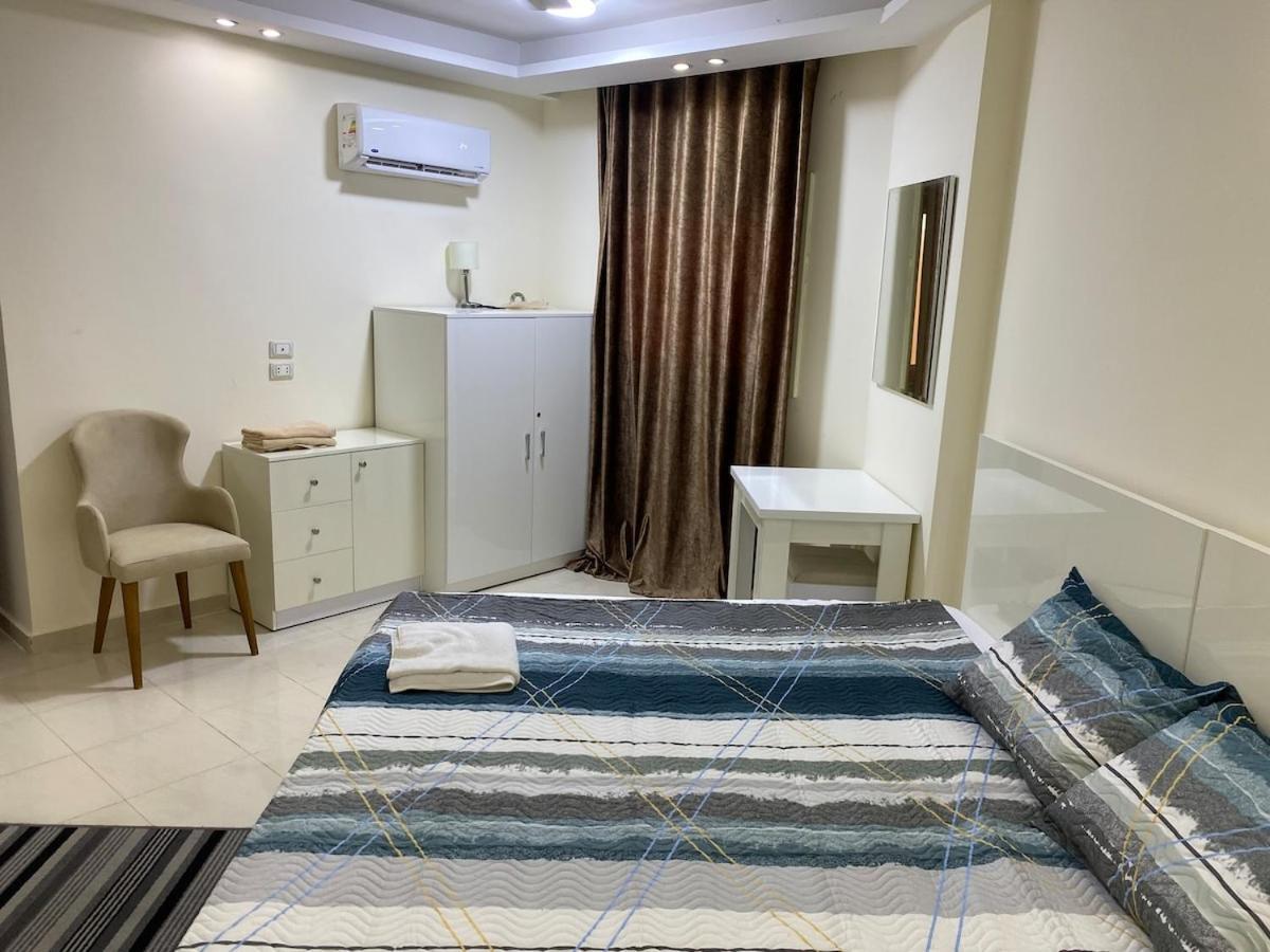 Apartment 2bed Beachfront On-the-beach Hurghada