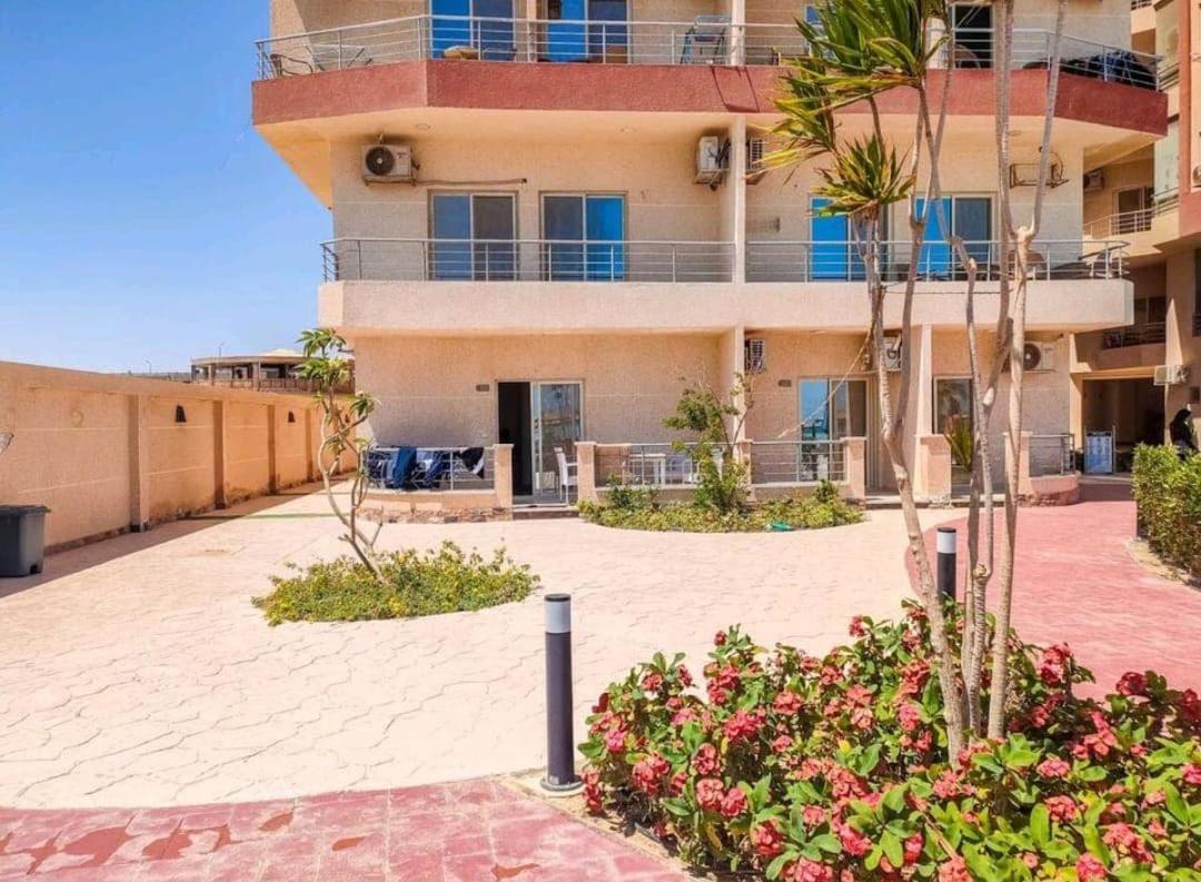 2bed Beachfront On-the-beach Apartment