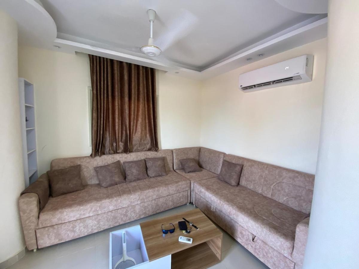 2bed Beachfront On-the-beach