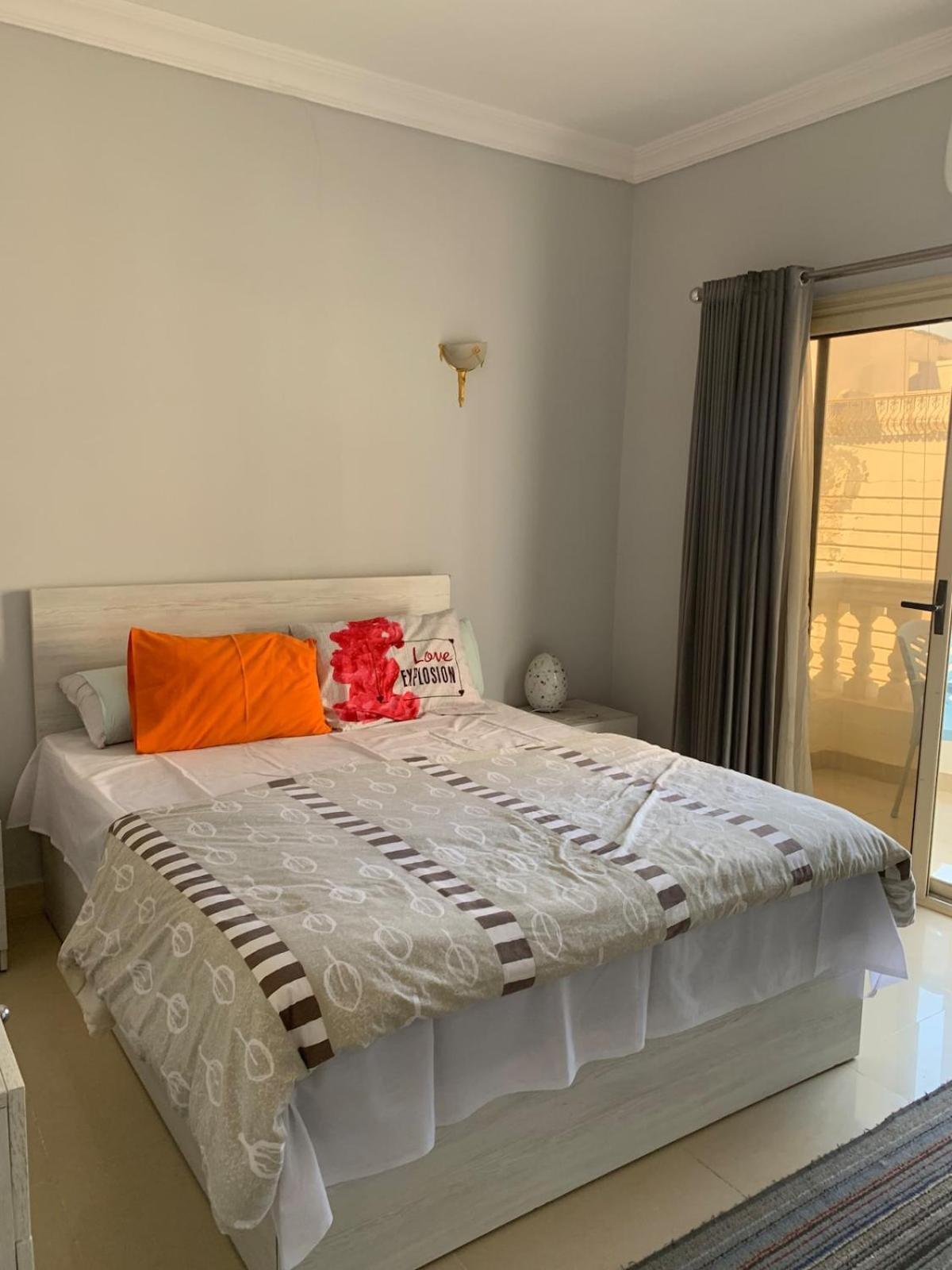 Apartment In Centre Of *