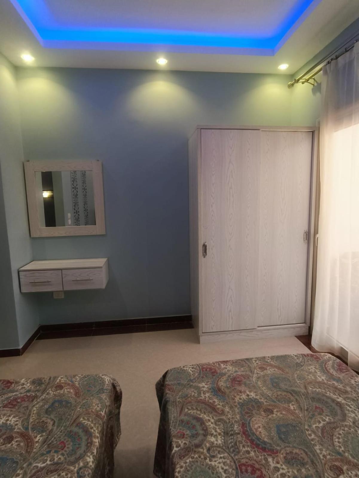 Beachfront Cozy Flat 10 Minutes From Air Port, Free Wifi Apartment Hurghada