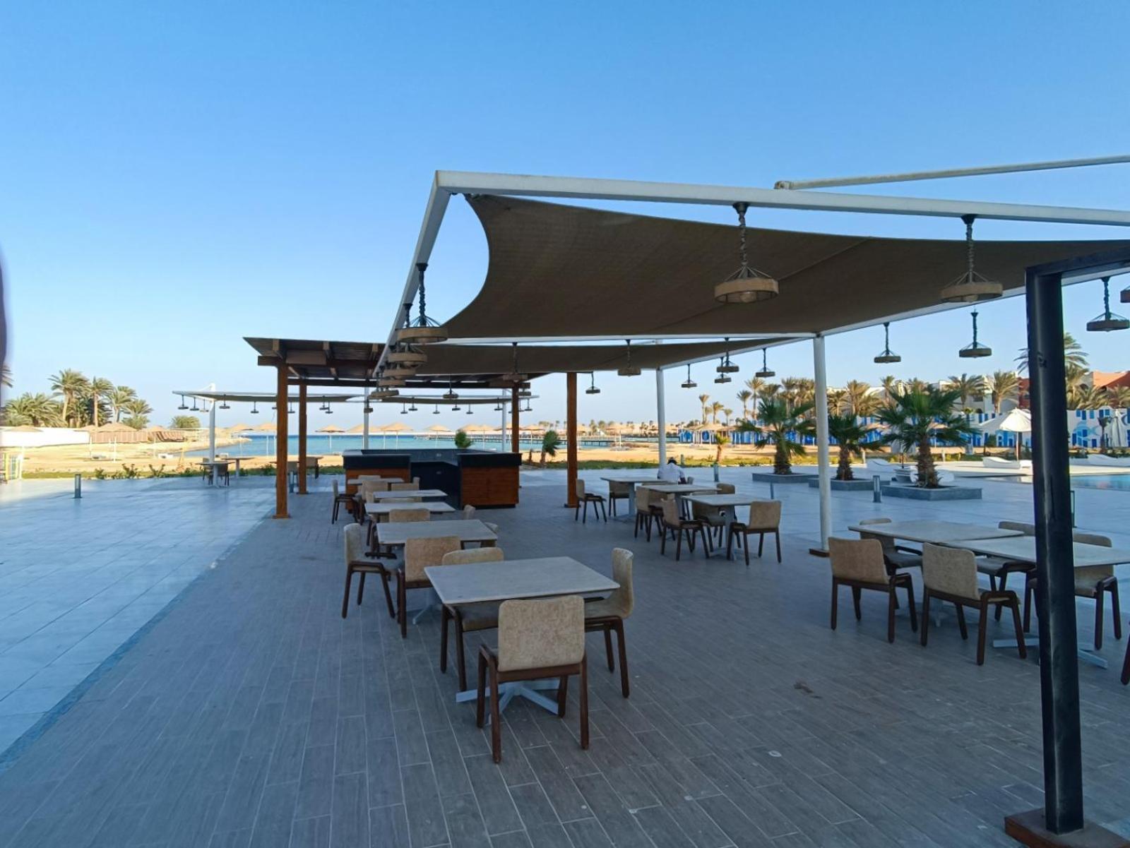 Coral Paradise Front Wifi Apartment Hurghada