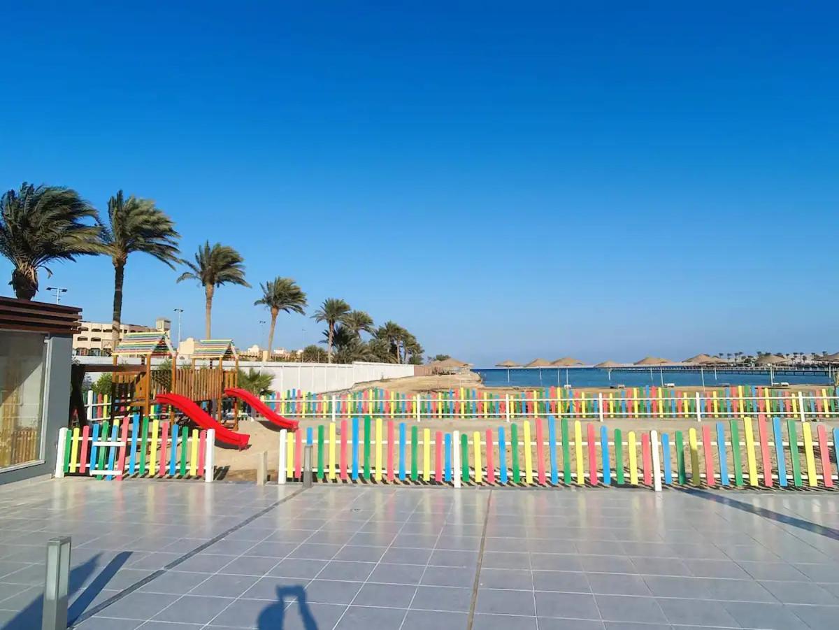 Coral Paradise Front Wifi Apartment Hurghada