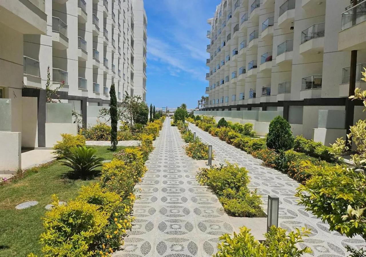 Coral Paradise Front Wifi Apartment Hurghada