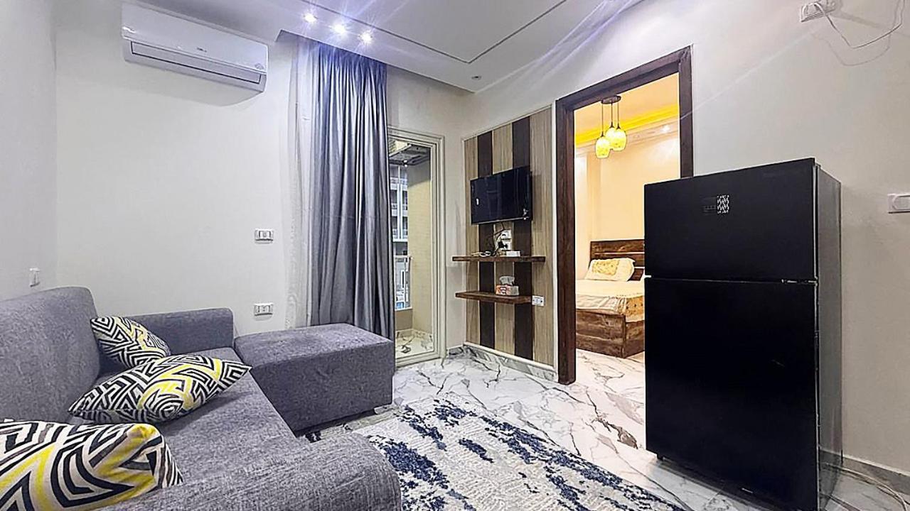 1 Bedroom A4 Hub *
