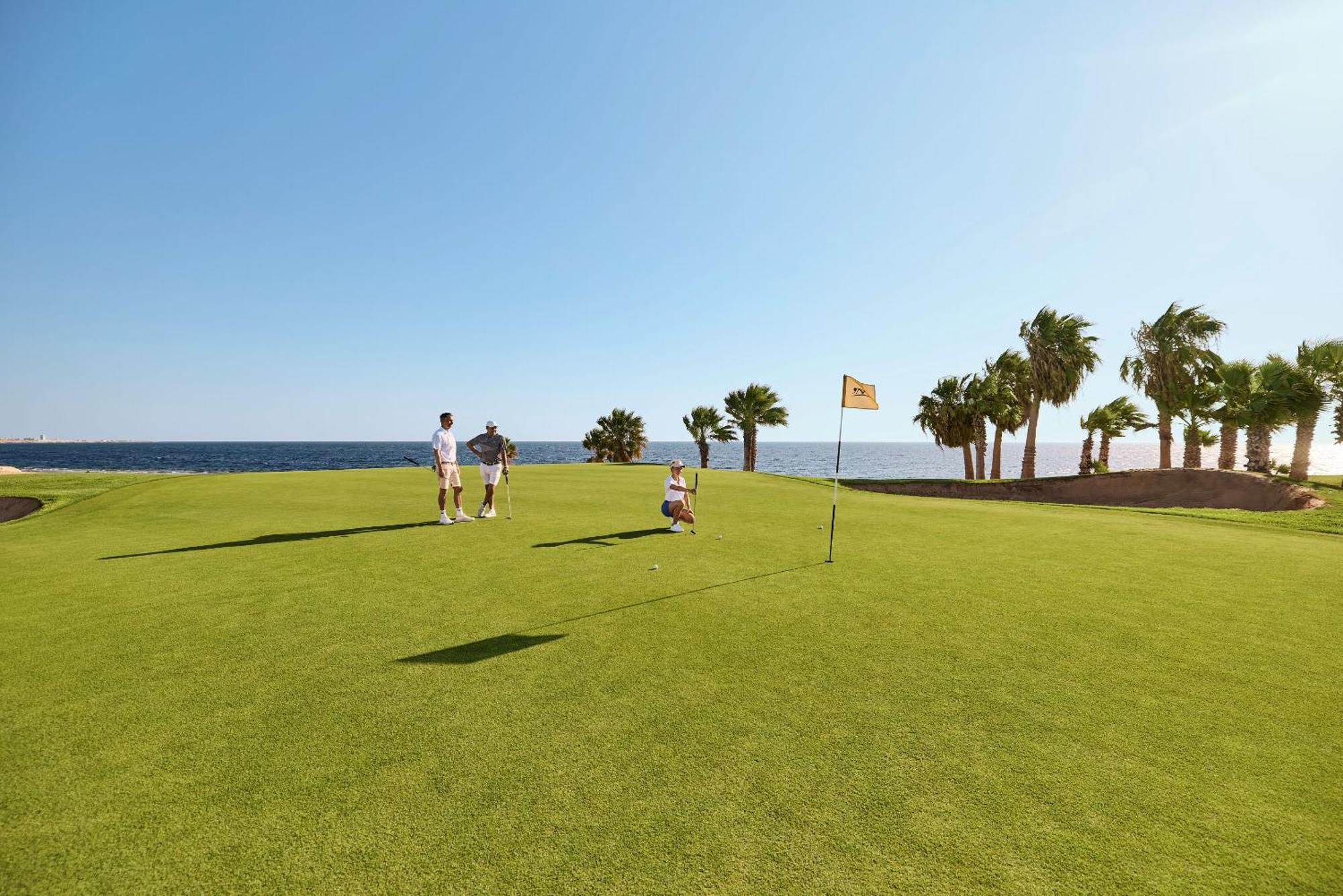 Resort Robinson Soma Bay 4*