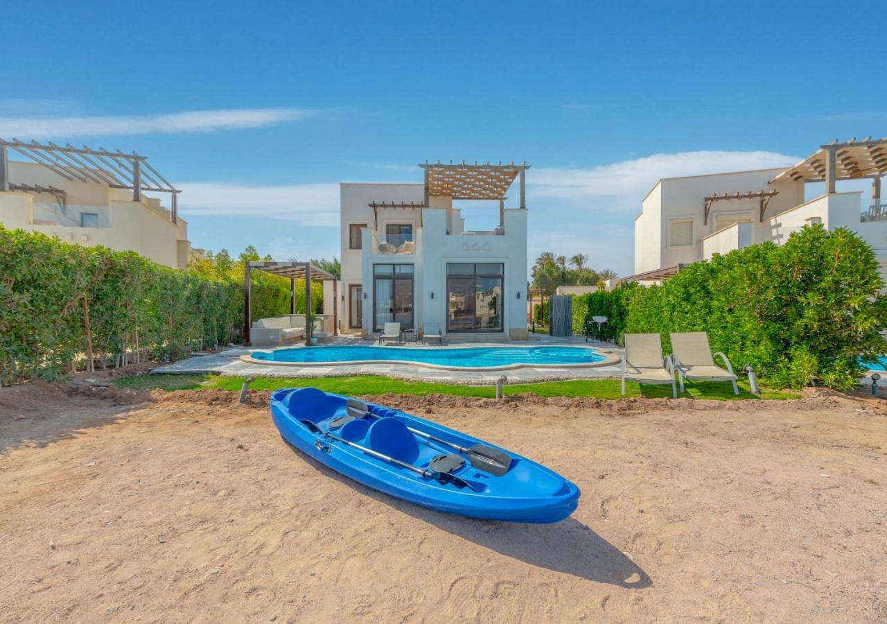 Fab 4br In Cyan El Gouna Private Garden, Heated Pool And Private Lagoon Access Villa *