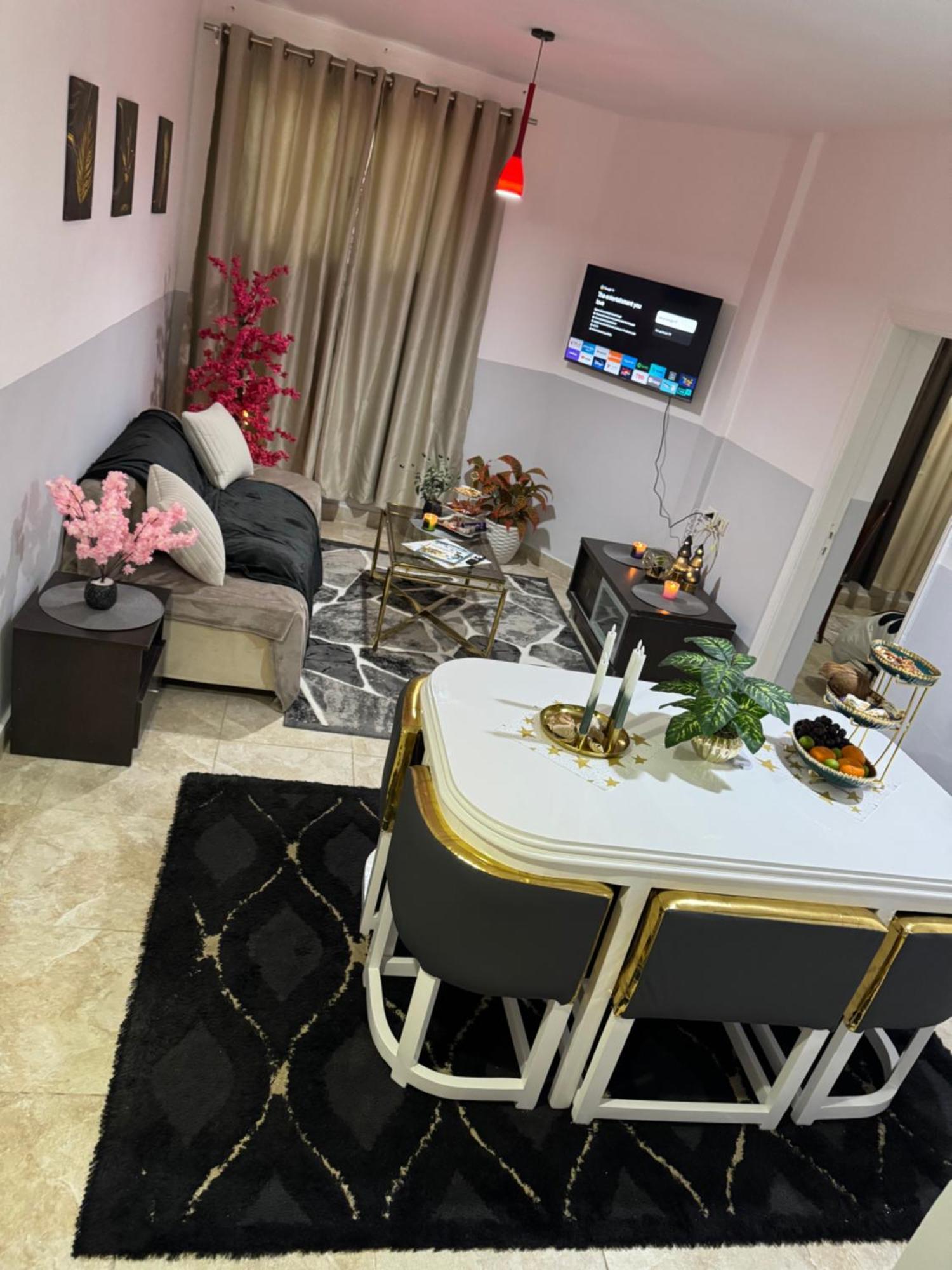 Modernes Komfort Mit Smart Tv & Power W-lan, Strandnaehe In Hurghada