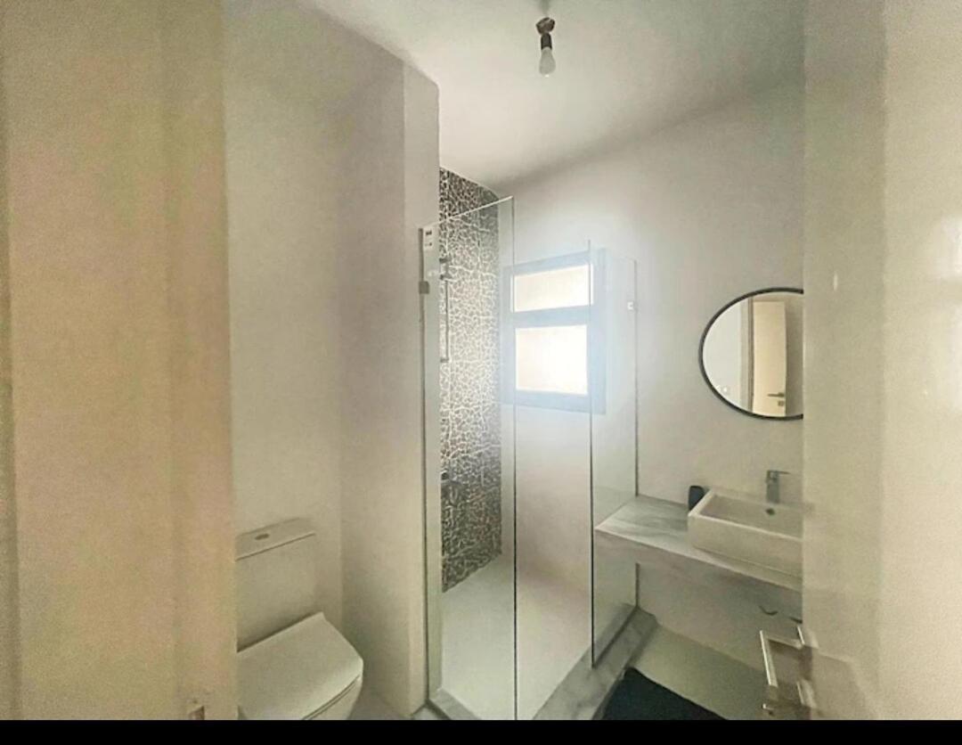 Spacious 2 Bd With Crystal Lagoon Access In Gouna Apartment