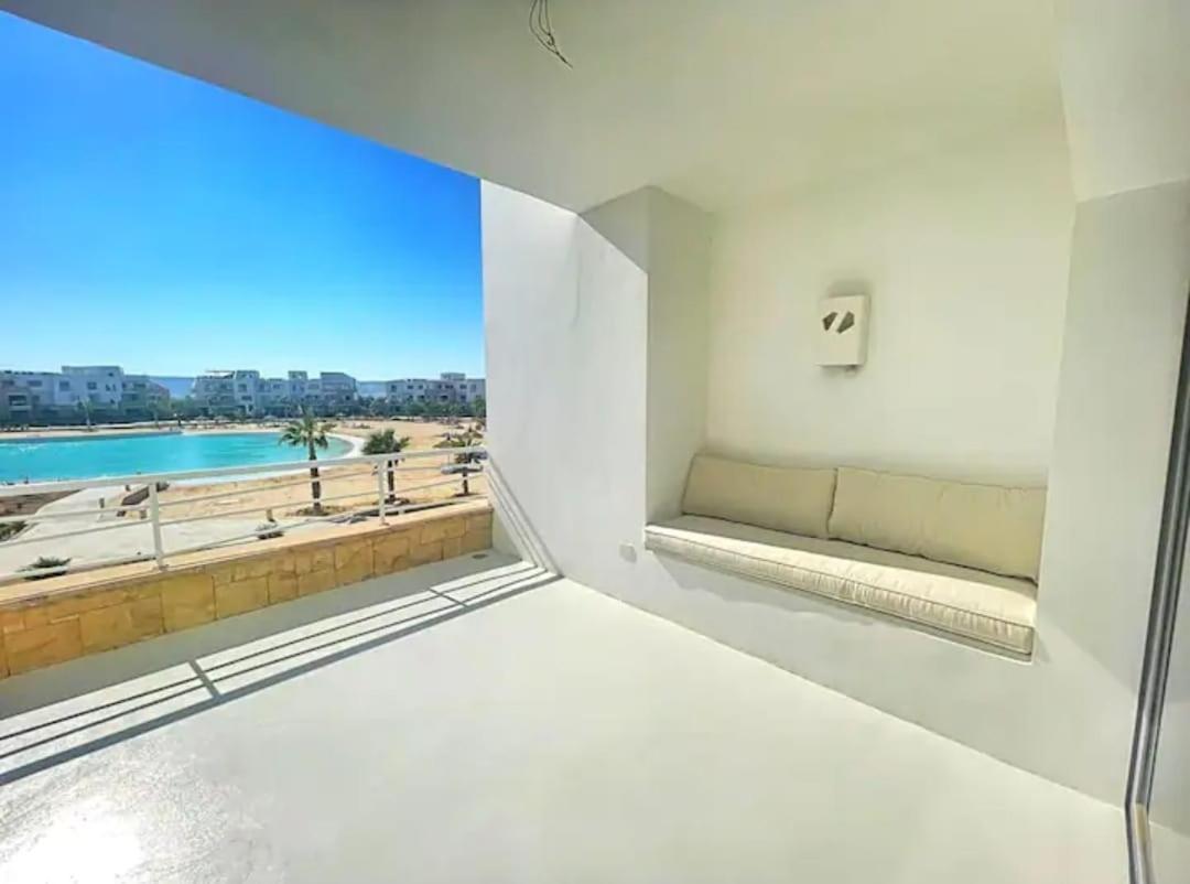 Apartment Spacious 2 Bd With Crystal Lagoon Access In Gouna