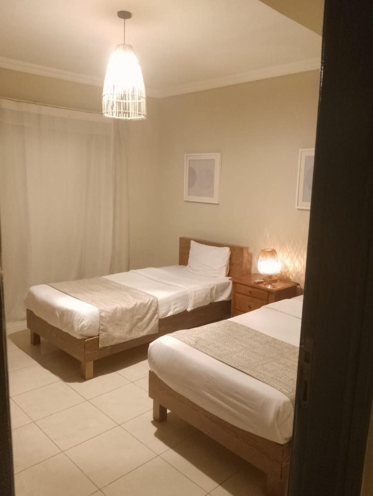 Paradise Hill Aparthotel *
