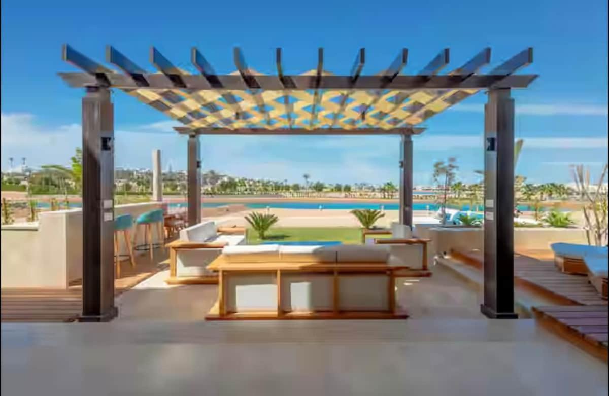 Apartment Serene Lakeview Escape 2br At Cyan Elgouna
