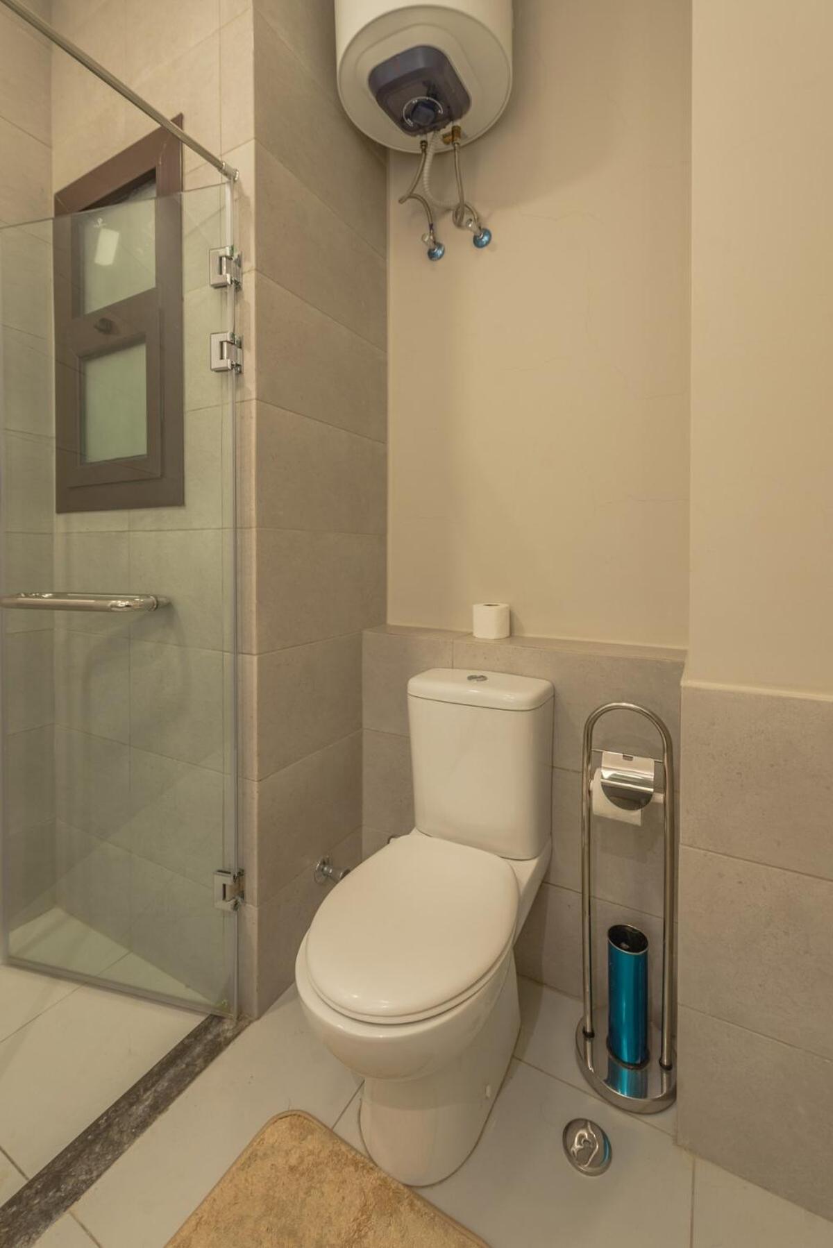 Serene Lakeview Escape 2br At Cyan Elgouna Apartment