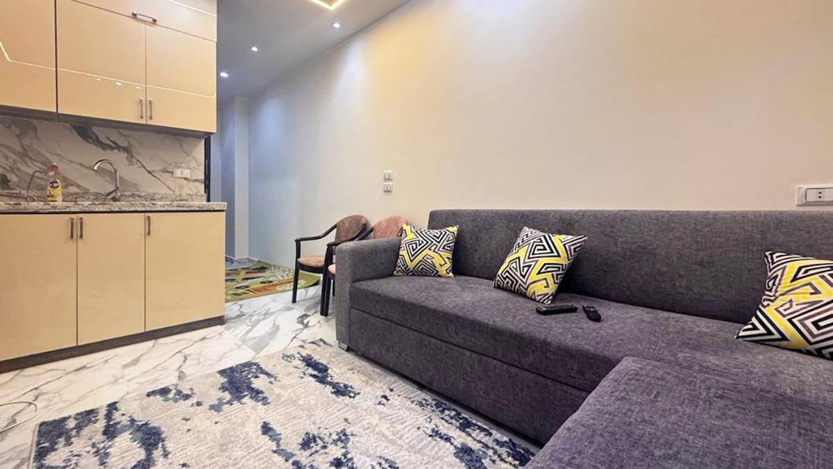Apartment 1 Bedroom In Hub