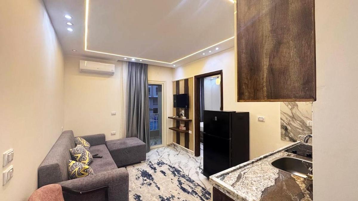 1 Bedroom In Hub