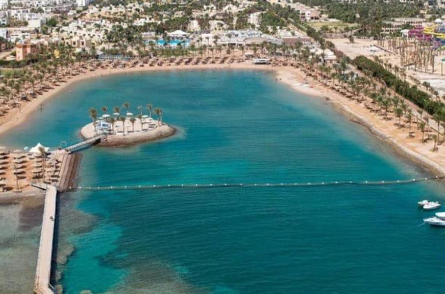 Mirage Bay & Aquapark Aparthotel