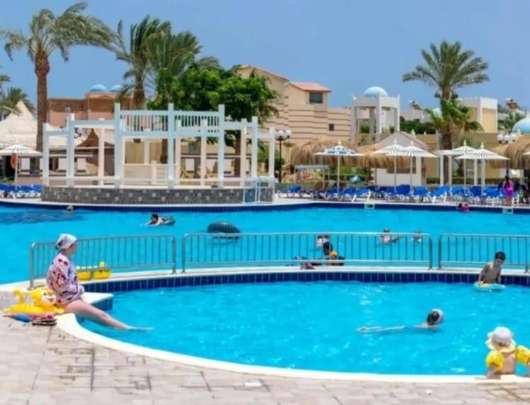 Mirage Bay & Aquapark Aparthotel Hurghada