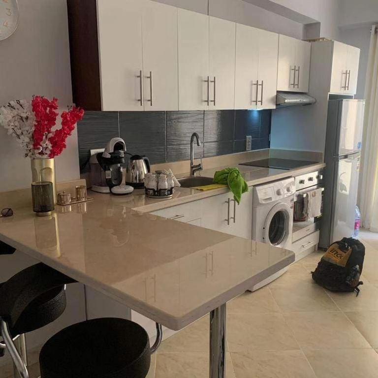 Apartment West Side B 1 2 *