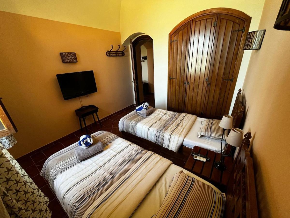 Unique Lagoon Front And 2beds - El Gouna
