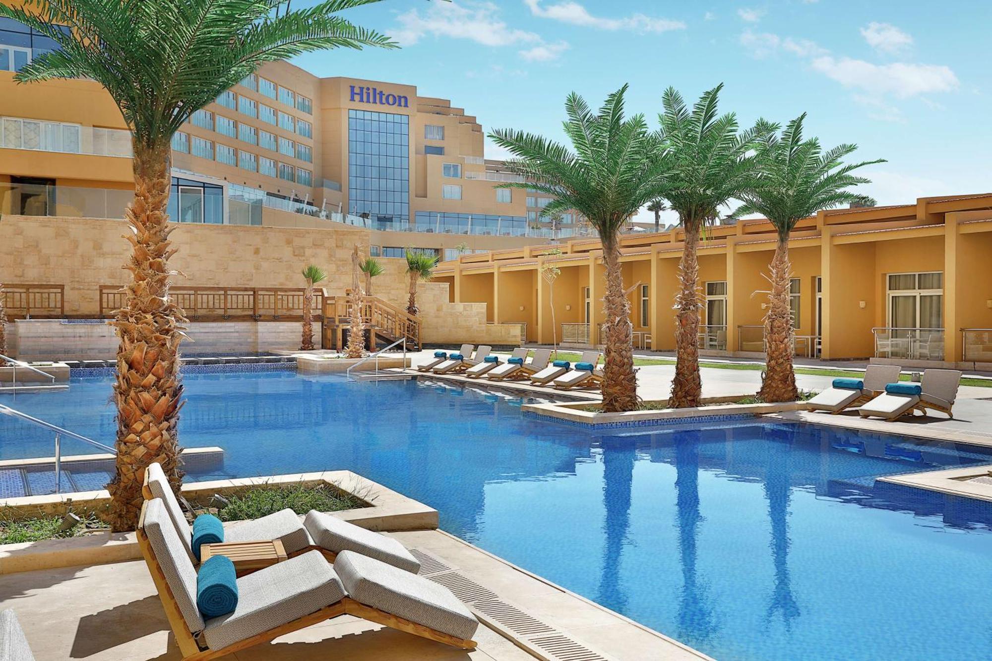 Hilton Plaza 5*