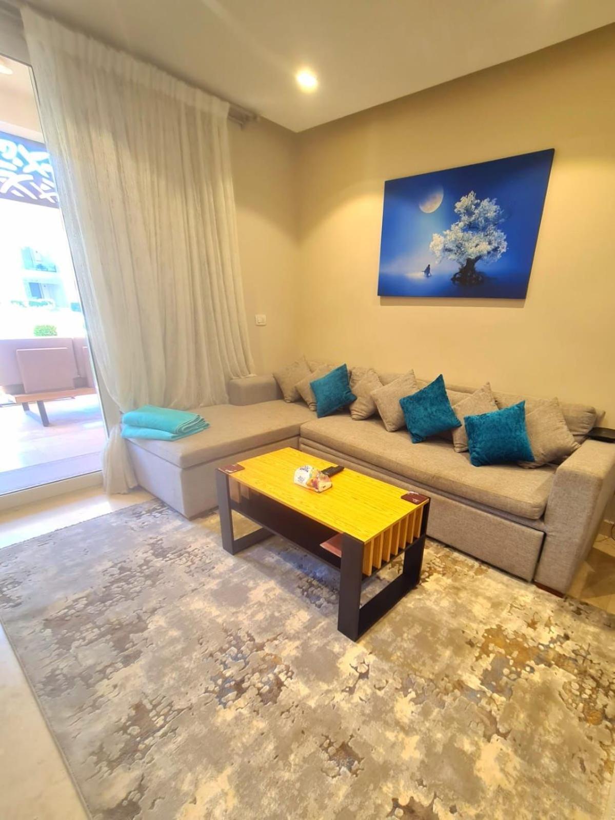 Fabulous Sea View 1 Bedroom & Private Garden To The Pool At Mangroovy *