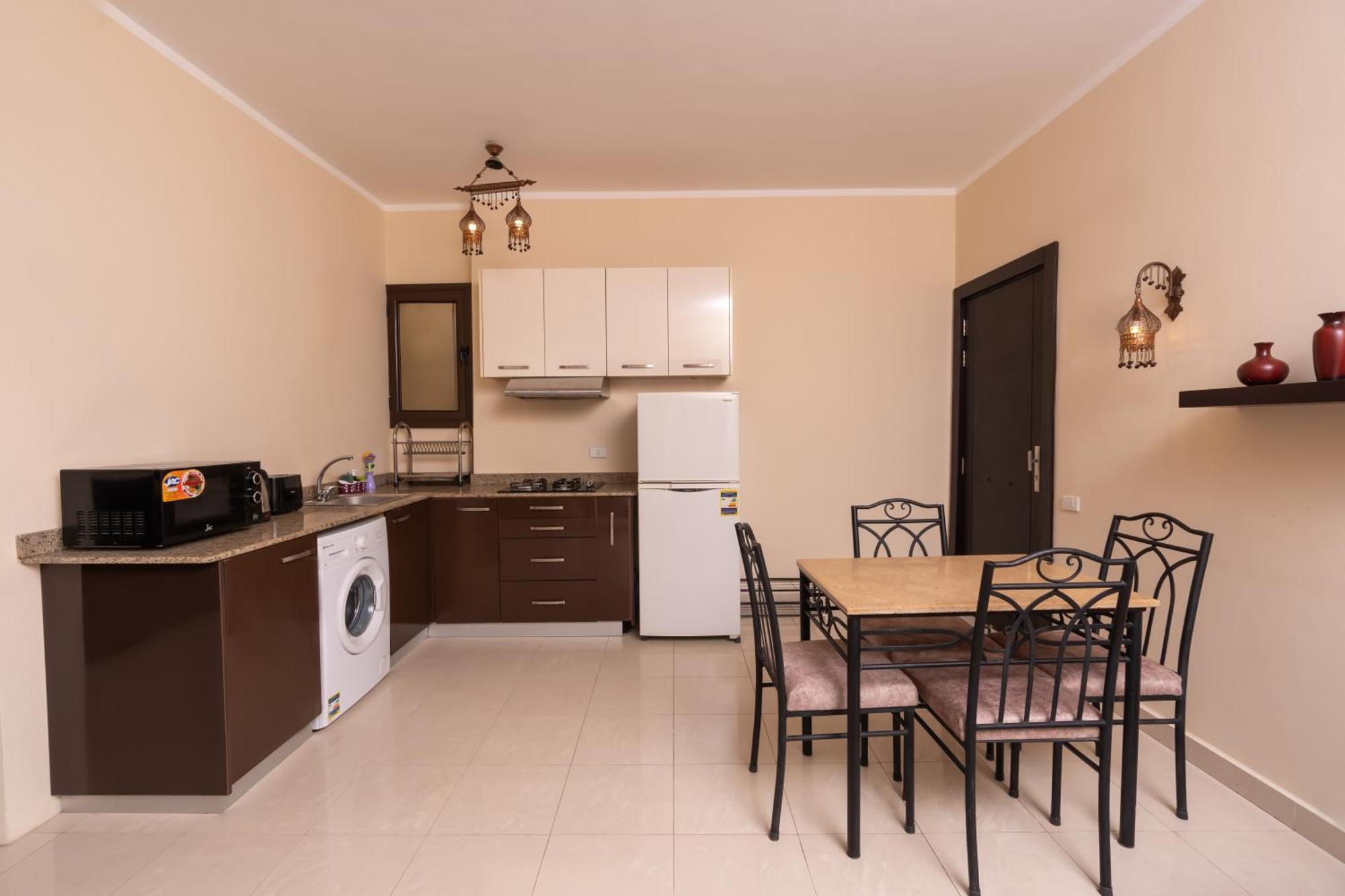 2bedrooms 53 Apartment