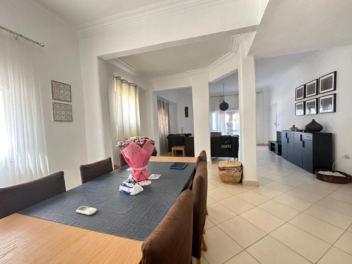 Villa Luxus With Pool In