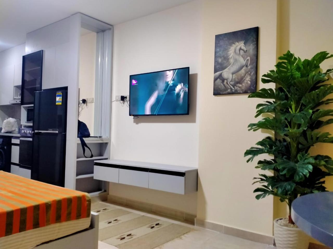 Tiba Golden , Down Town Aparthotel 4*