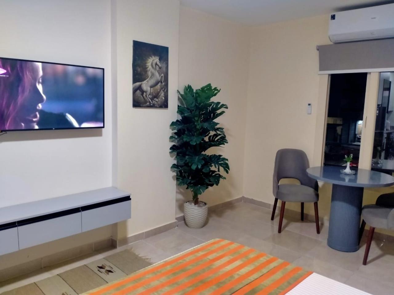 Aparthotel Tiba Golden , Down Town 4*