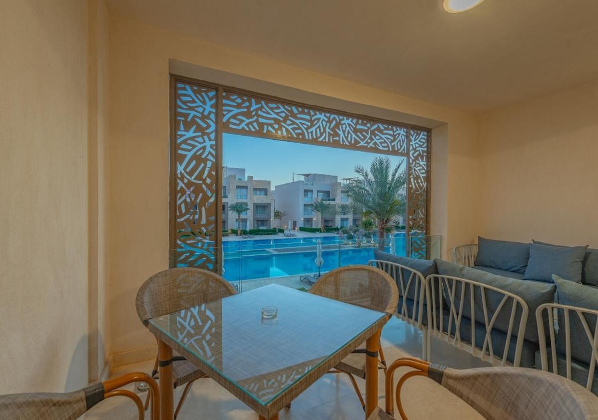 Sea View 2br Mangroovy Gouna I Swimming Pool And Red Sea Apartment *