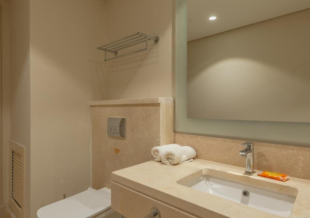 Sea View 2br Mangroovy Gouna I Swimming Pool And Red Sea Apartment