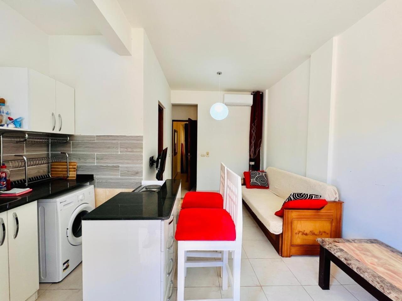 Inviting 1-bed In Apartment Hurghada